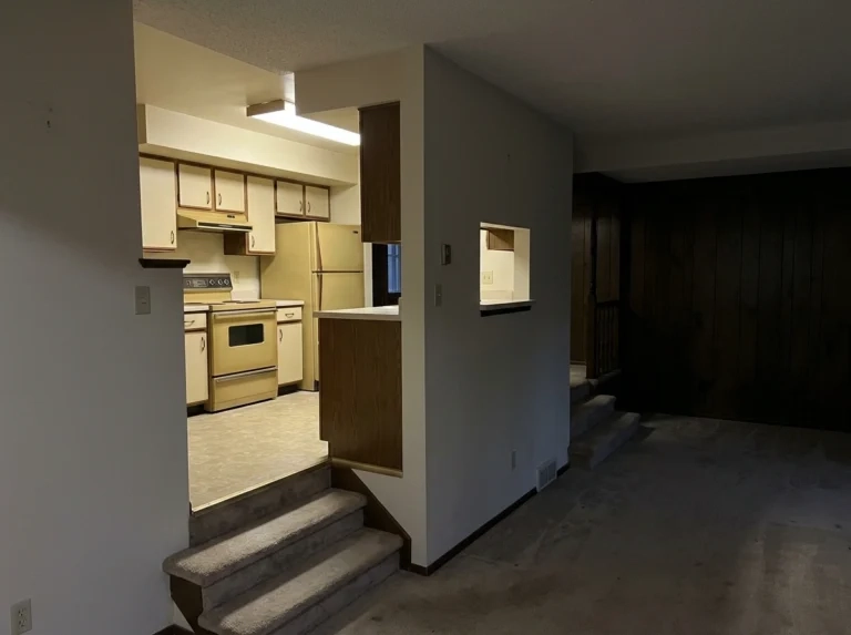 Split Level kitchen remodeling c… 202605180235 768x573 geotagged 1